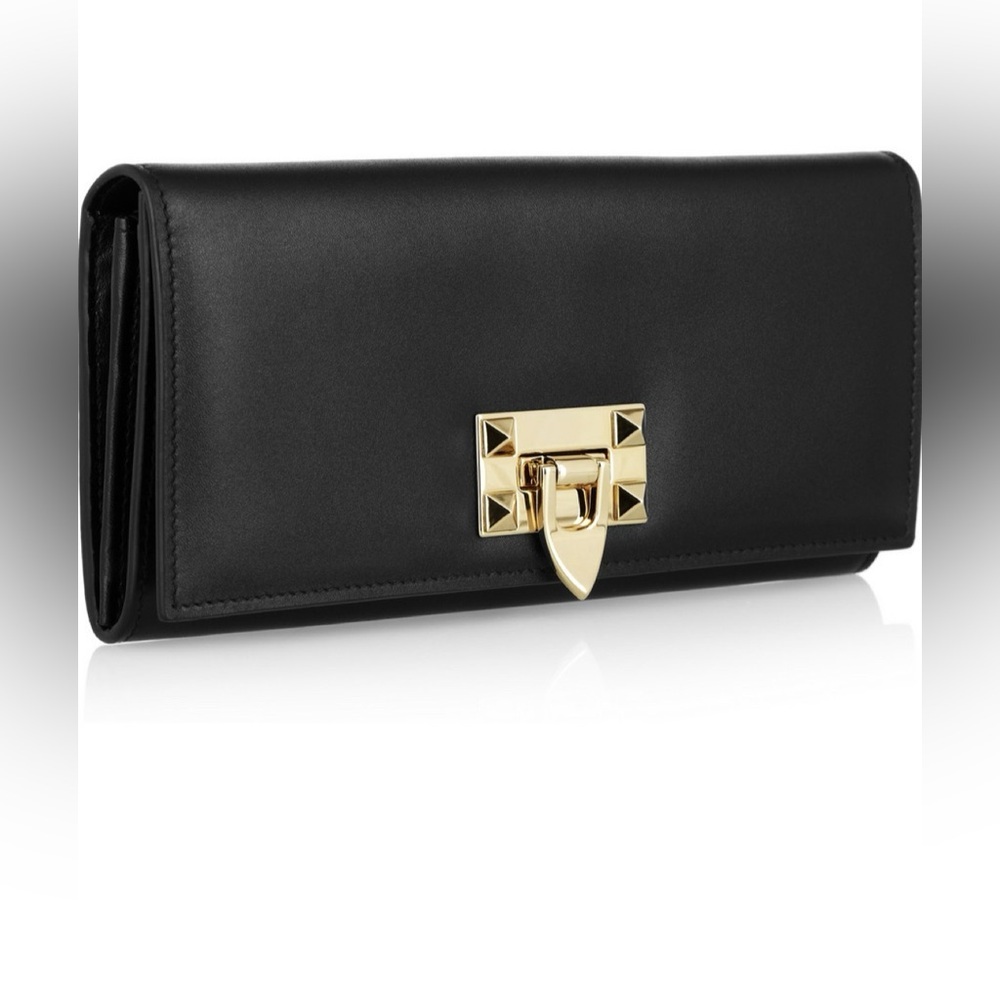 EUC Valentino Garavani Gold Metal Rockstud Black Leather Continental Wallet